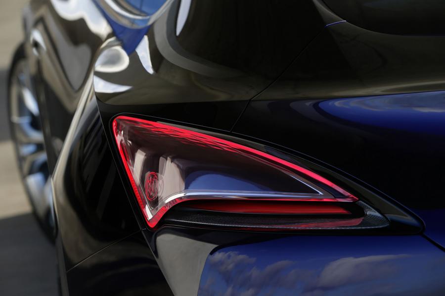 Детали экстерьера Buick Avista Concept 2016 года  (фото 1 из 19)